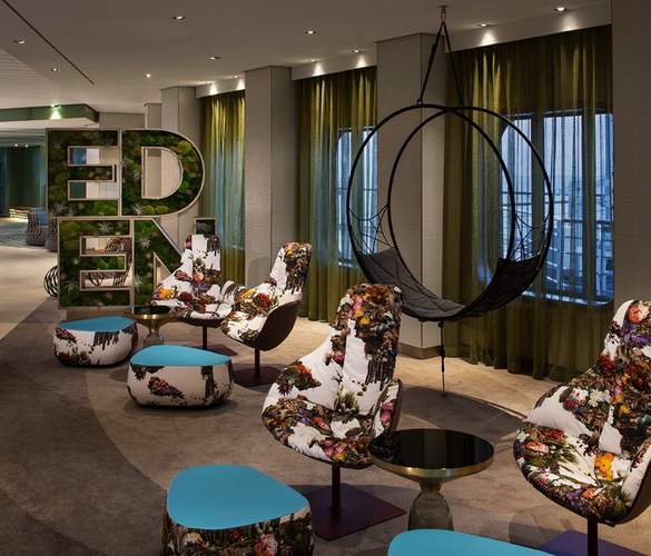 Celebrity Cruises Eden 8.jpg